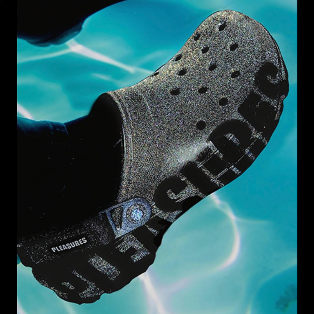 Crocs x Pleasures All-Terrain Size 7M/9W